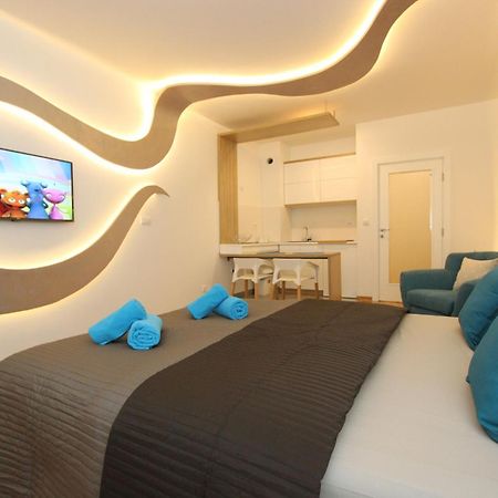 Riviera New Belgrade Apartment, Parking 5 Eur Per Day Luaran gambar